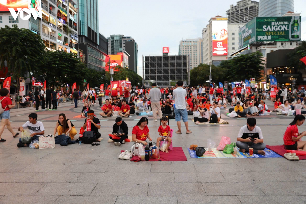 co dong vien tp.hcm co mat som tai nguyen hue tiep lua cho Dt viet nam hinh anh 8