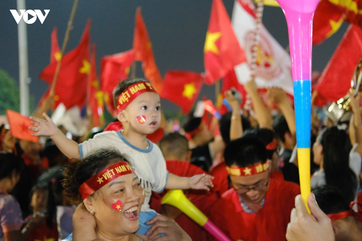 cDv cuong nhiet an mung chuc vo dich asean cup 2026 cua Dt viet nam hinh anh 38