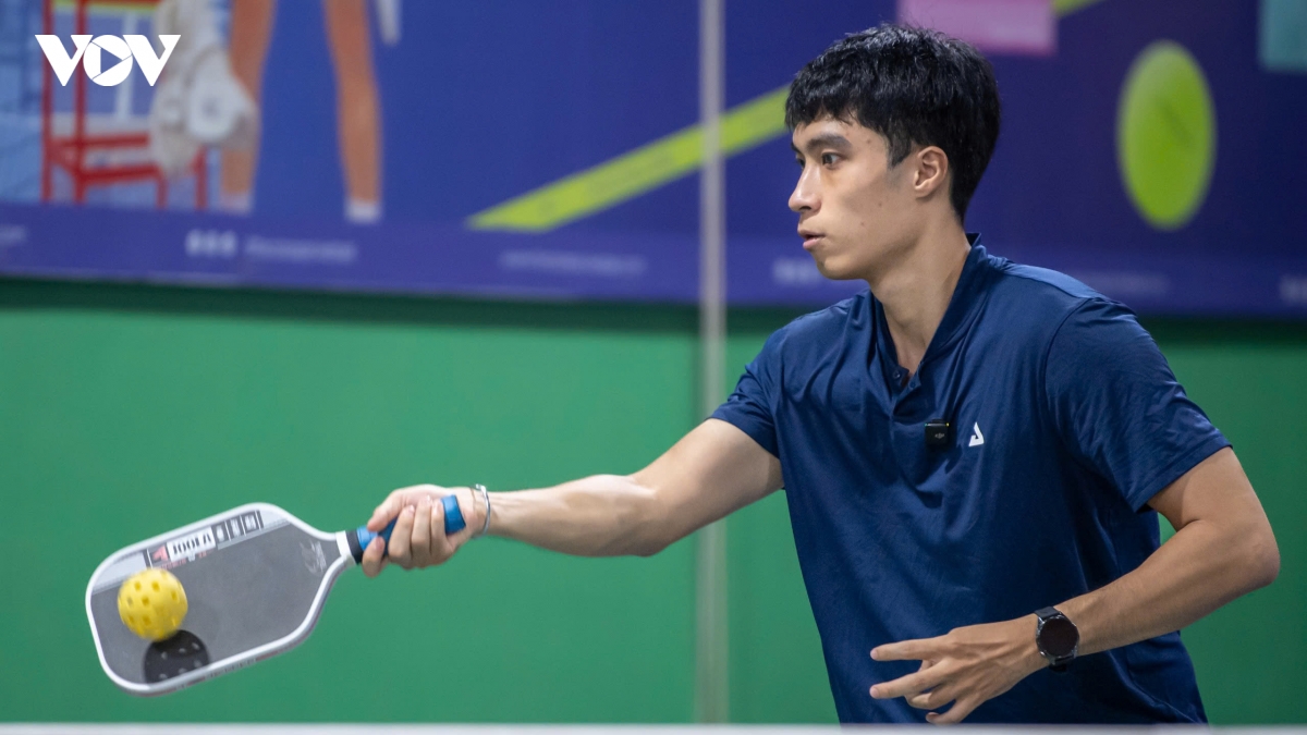 Nhập môn Pickleball: Hướng dẫn kỹ thuật Lob Volley