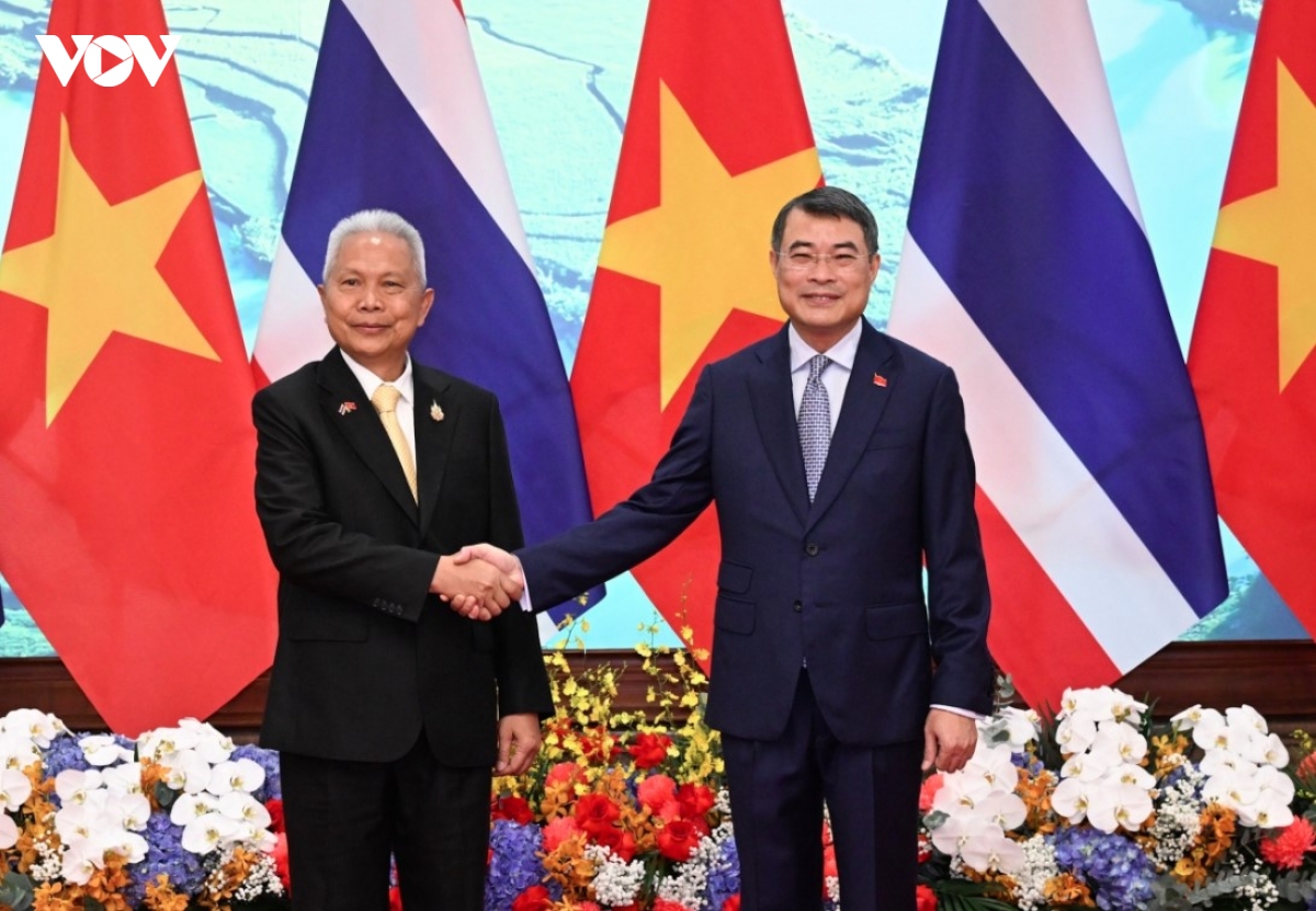 prime-minister-le-minh-hung-meets-president-of-the-thai-national-assembly.jpg