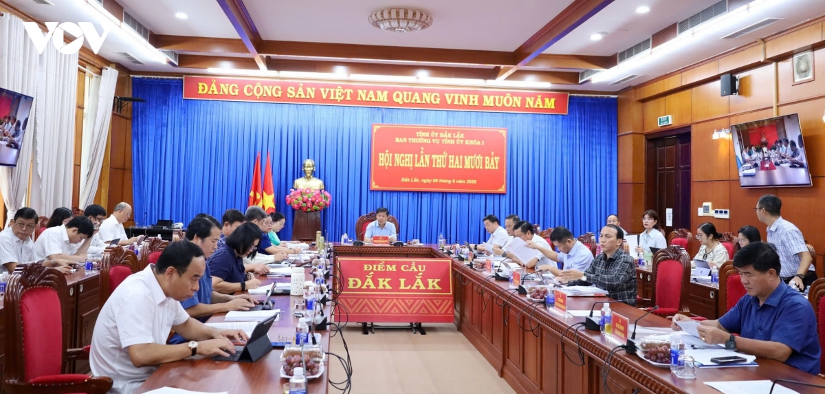 Dak lak giam 51 co so giao duc, som ban hanh tieu chi chon can bo quan ly hinh anh 1