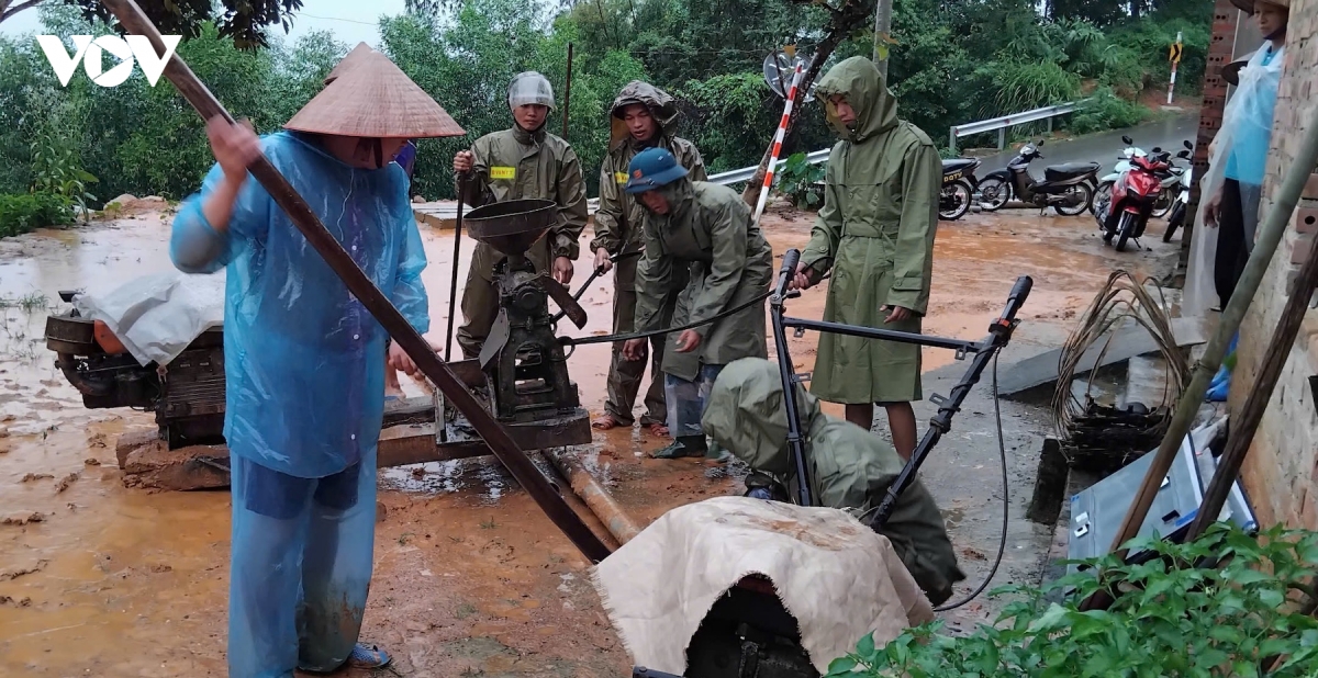 quang ninh khan truong khac phuc sat lo, ngap ung hinh anh 4