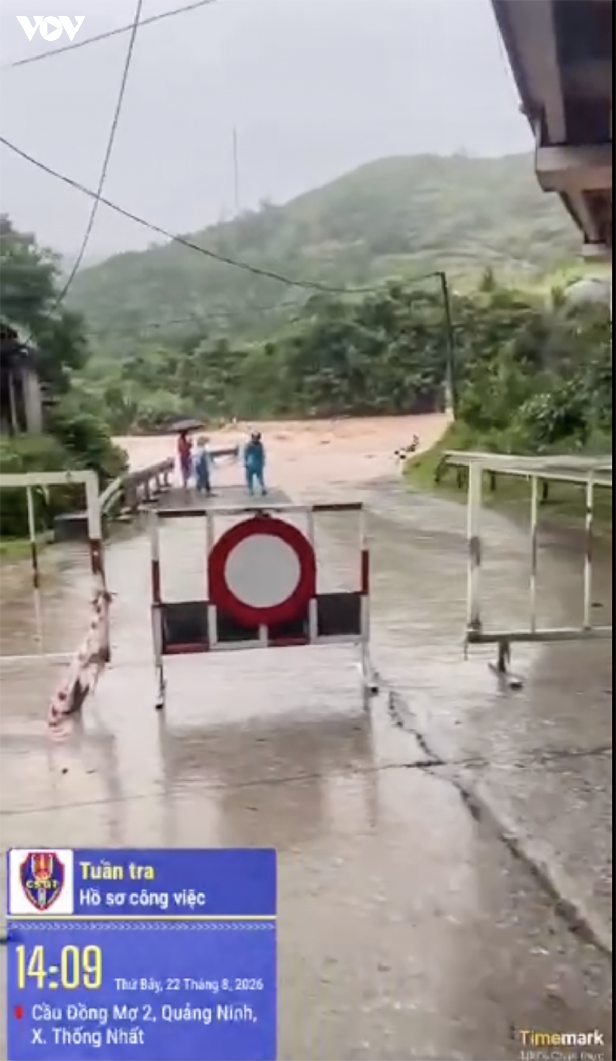 bao so 4 gay mua trang troi, sat lo cuc bo o quang ninh hinh anh 9