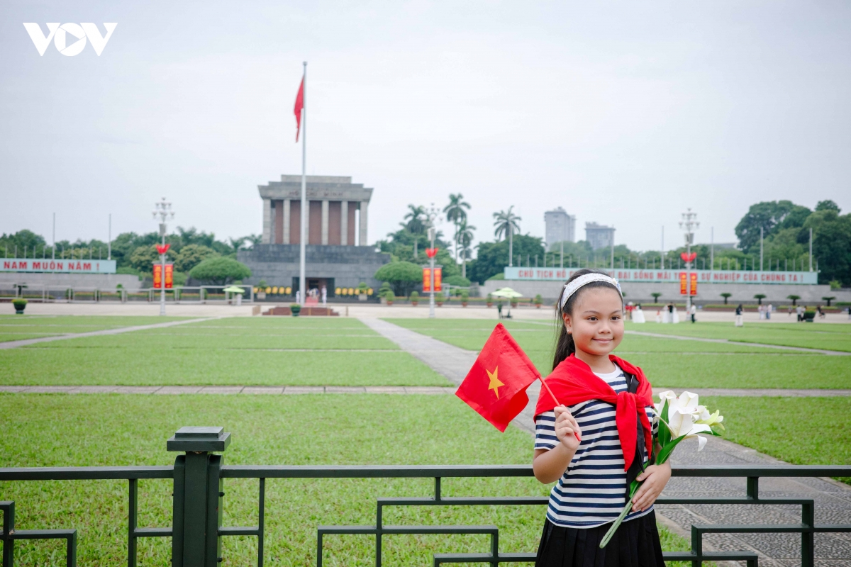 ve ba Dinh trong nhung ngay thang tam lich su hinh anh 10