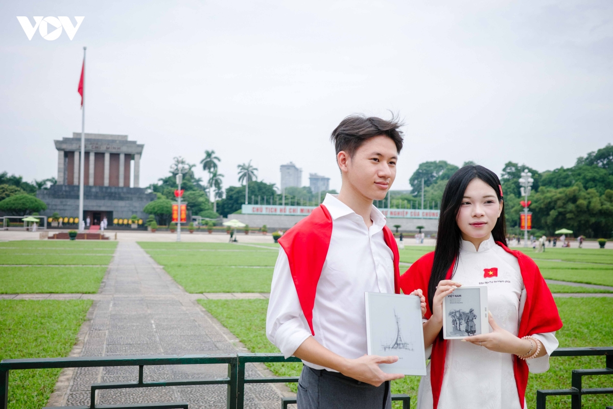 ve ba Dinh trong nhung ngay thang tam lich su hinh anh 11