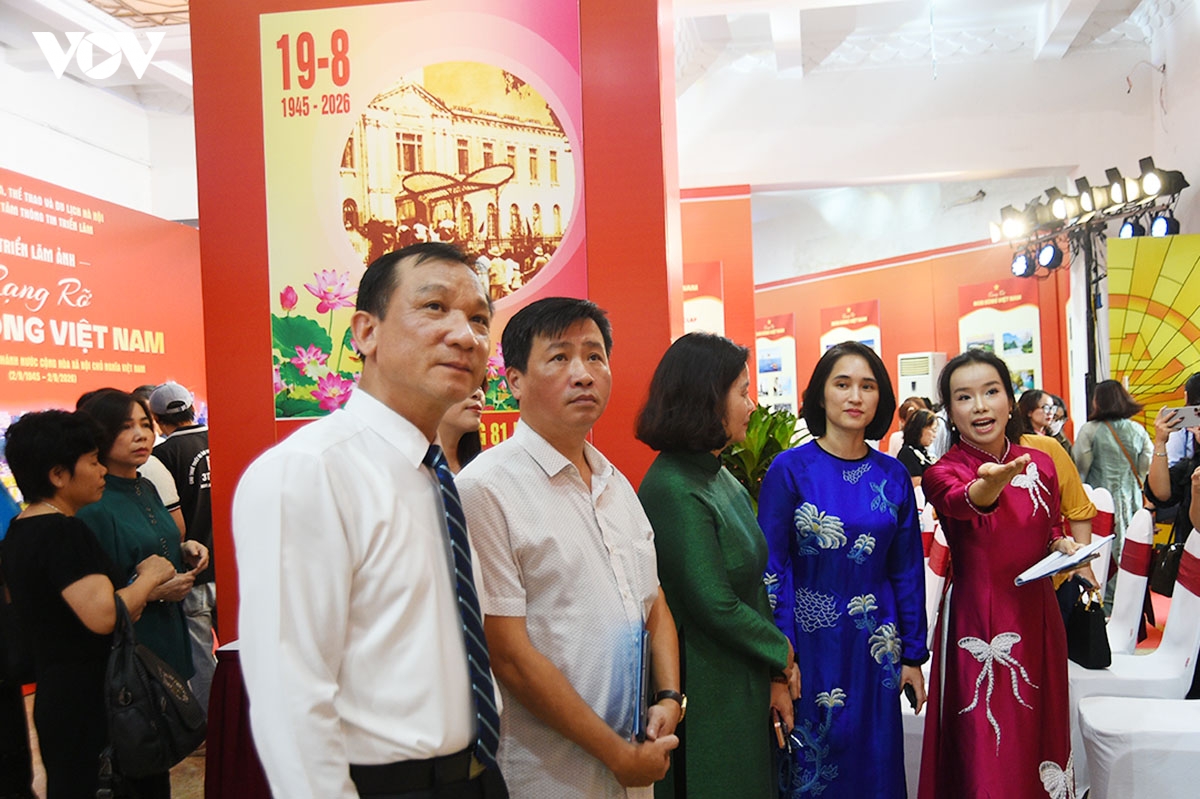 trien lam anh rang ro non song viet nam tai hien lich su qua 130 buc anh quy hinh anh 8