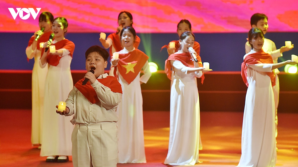san khau hoc duong 2026 bat ngo voi chat luong nghe thuat cua hoc sinh thu do hinh anh 10