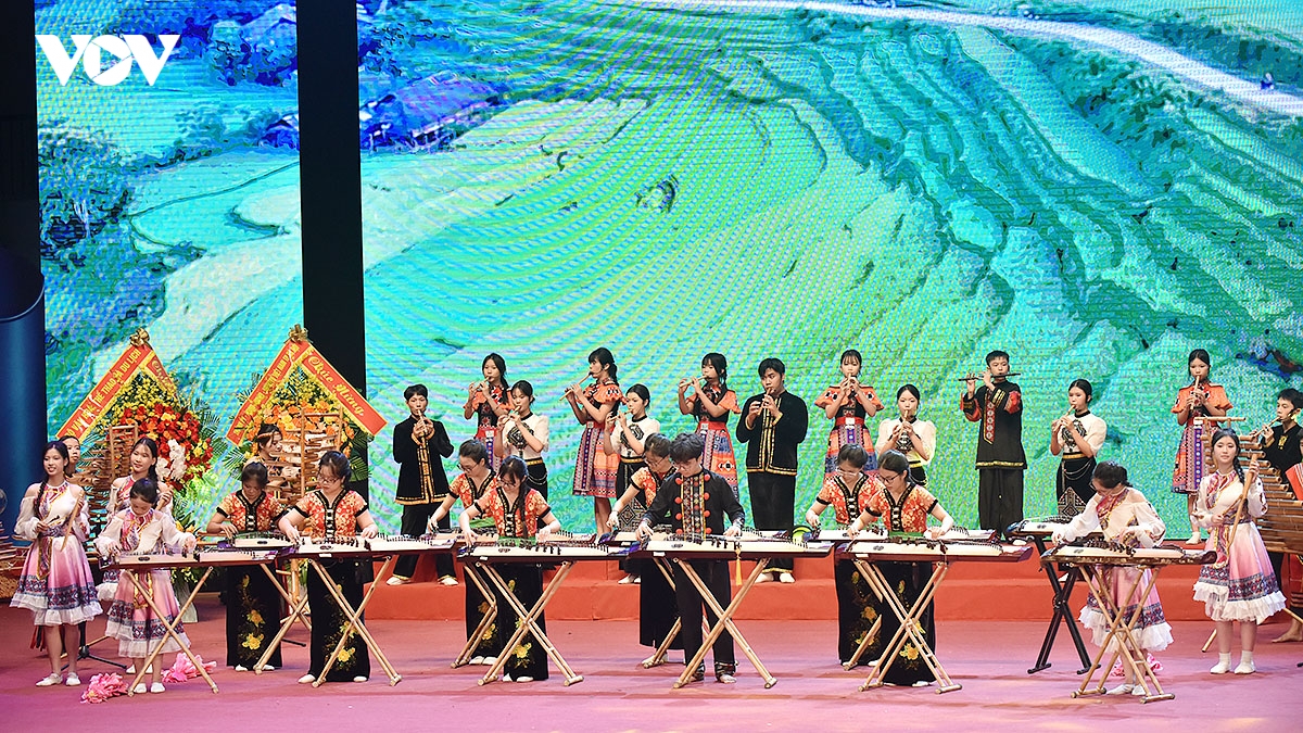 san khau hoc duong 2026 bat ngo voi chat luong nghe thuat cua hoc sinh thu do hinh anh 3