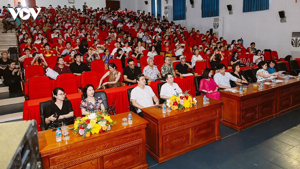 san khau hoc duong 2026 bat ngo voi chat luong nghe thuat cua hoc sinh thu do hinh anh 19