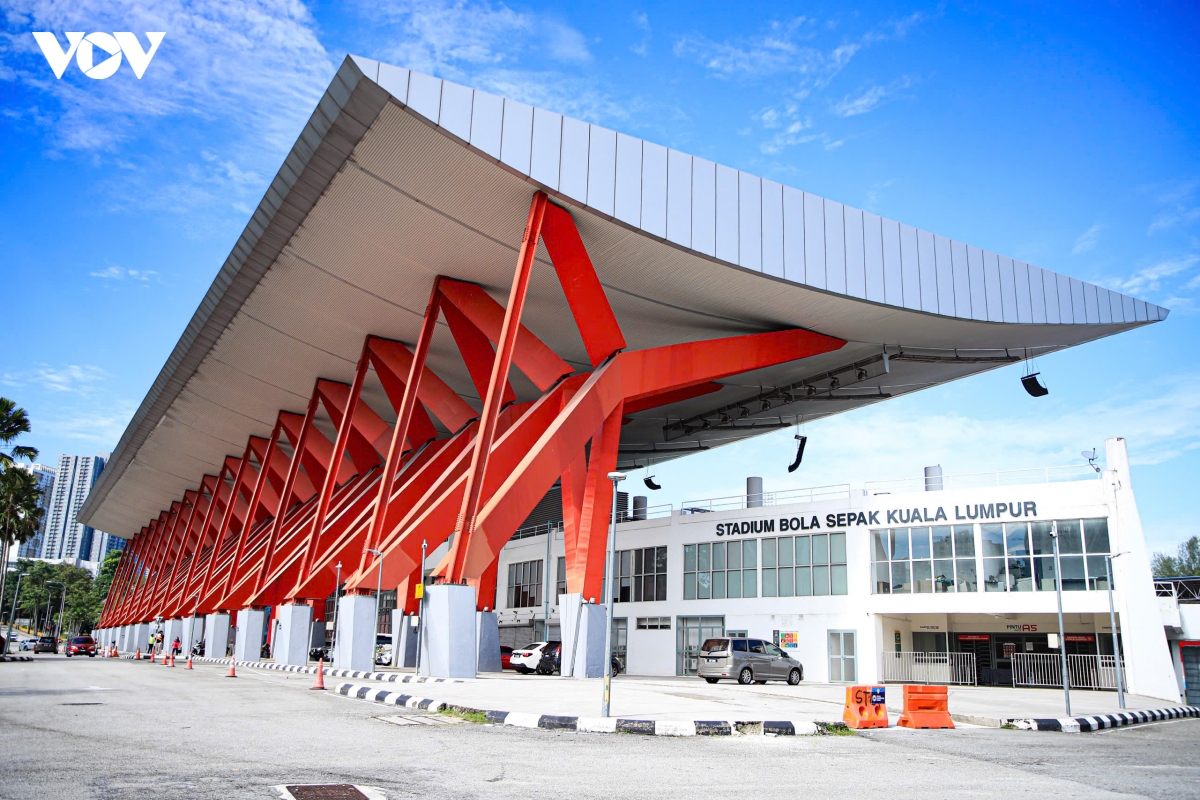 can canh san van dong kuala lumpur - noi viet nam dau malaysia hinh anh 1