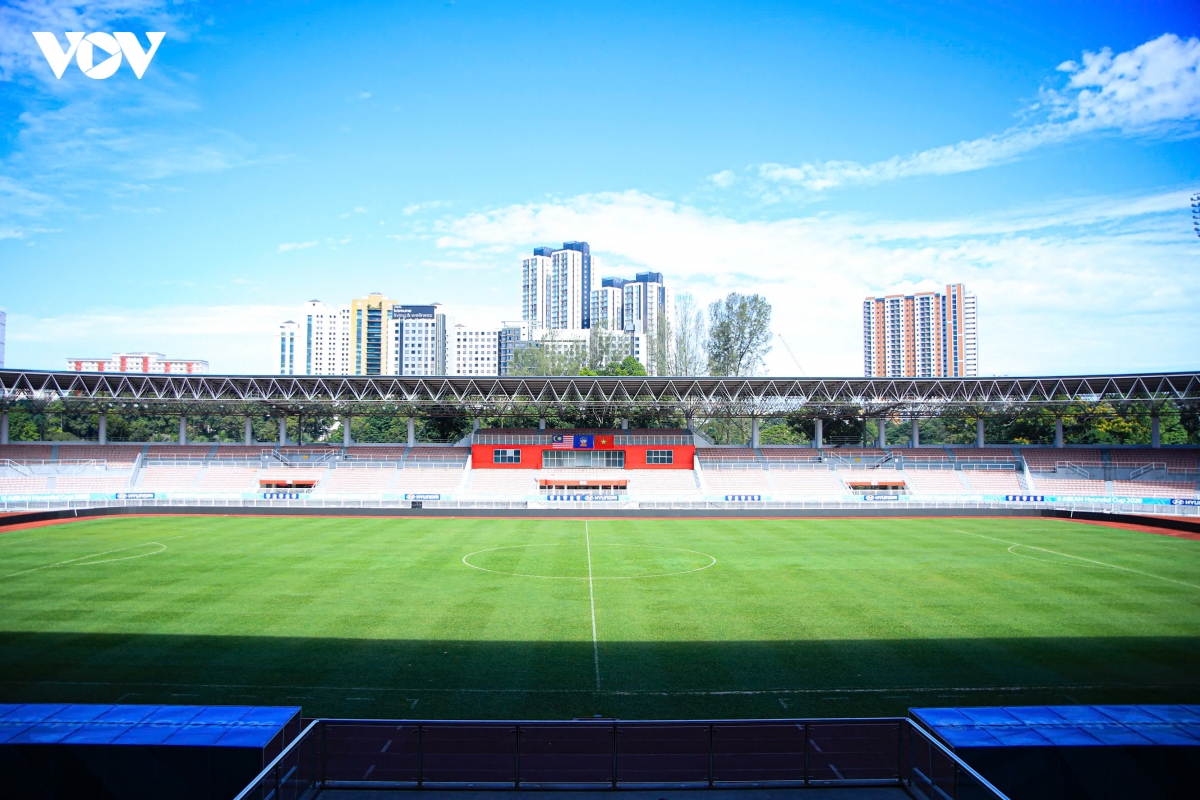 can canh san van dong kuala lumpur - noi viet nam dau malaysia hinh anh 7