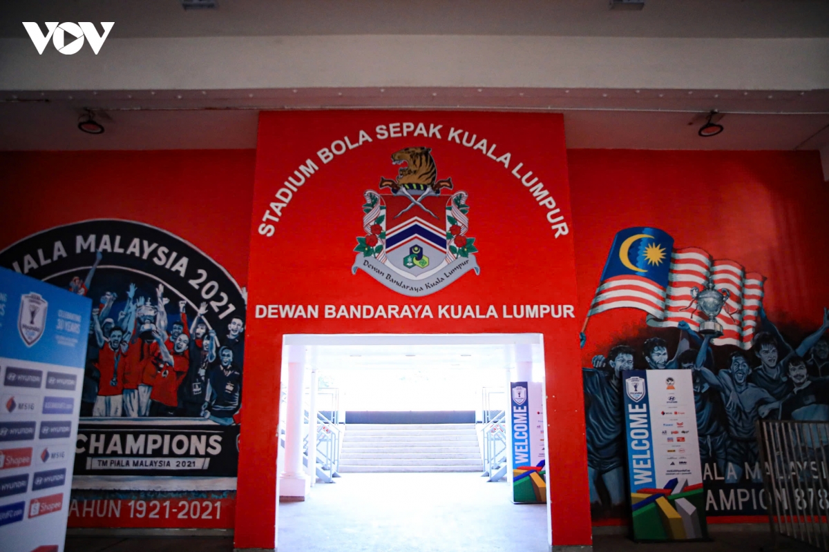 can canh san van dong kuala lumpur - noi viet nam dau malaysia hinh anh 3