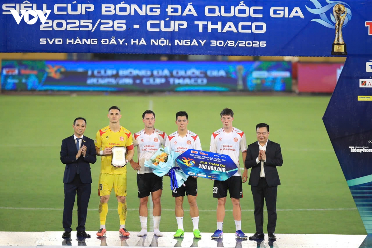 quang hai va clb cahn tao khoanh khac lich su tai sieu cup quoc gia hinh anh 10