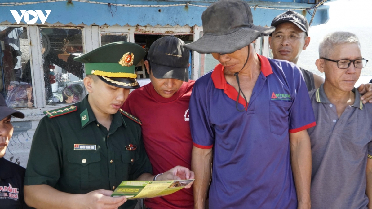 gia lai tang cuong tuyen truyen quy dinh moi, quyet liet chong khai thac iuu hinh anh 1