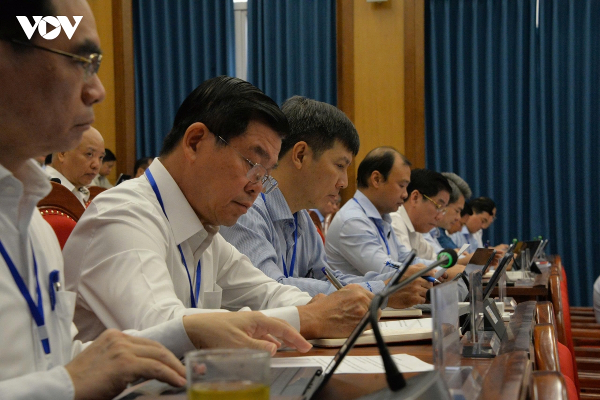 thuong truc ban bi thu trao doi ve xay dung Dang trong sach, vung manh toan dien hinh anh 3