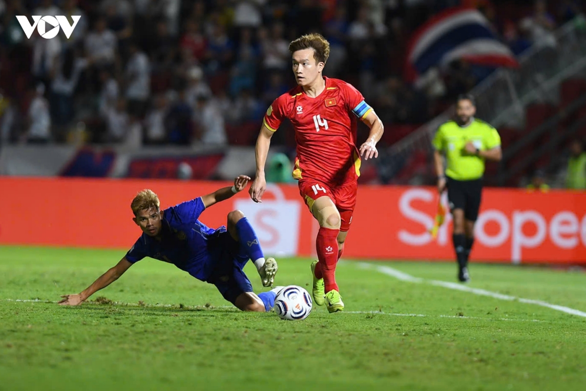 trUc tiEp thai lan 0-0 viet nam hiep 1 ket thuc hinh anh 12