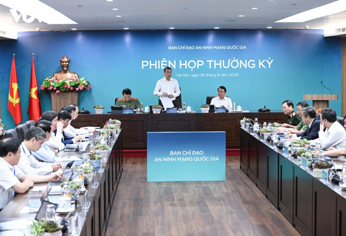 thu tuong le minh hung chu tri hop ban chi dao an ninh mang quoc gia hinh anh 3