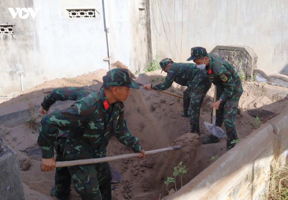 500 ngày đêm tìm đồng đội ở Khánh Hòa: Không bỏ lọt bất kỳ manh mối nào