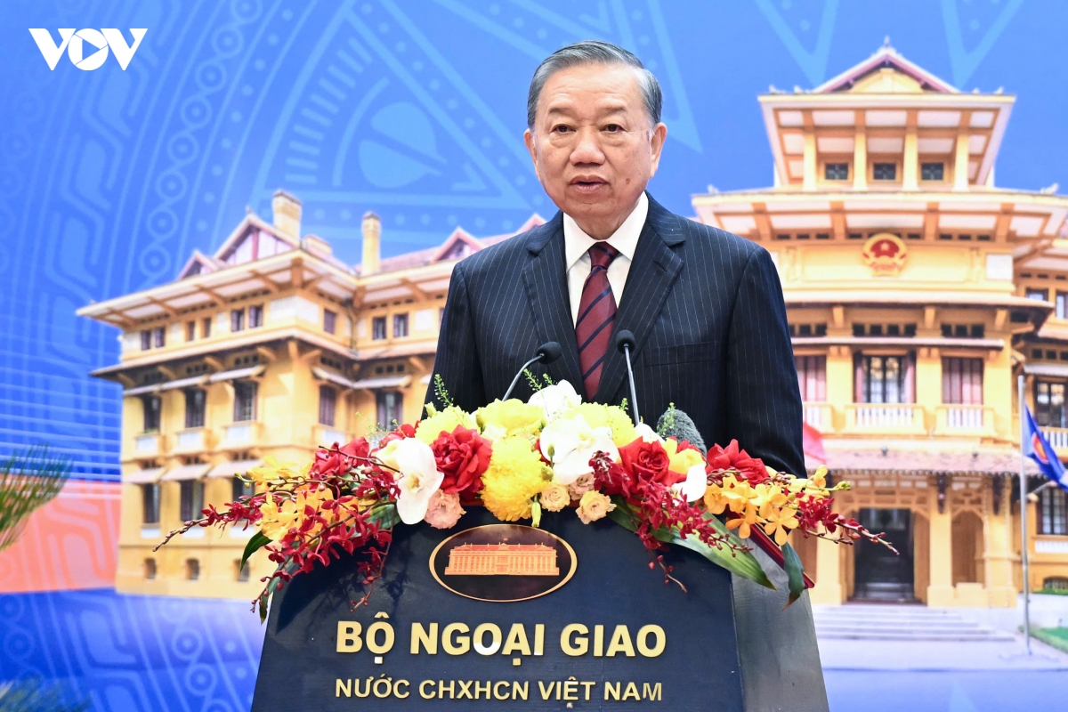 tong-bi-thu-chu-tich-nuoc-to-lam-phat-bieu.jpg