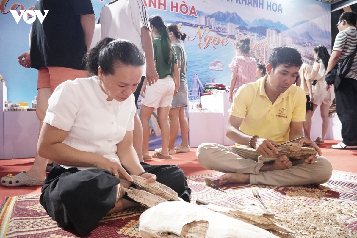 quang tri - khanh hoa tu mien hoa lua den vinh ngoc xanh hinh anh 6