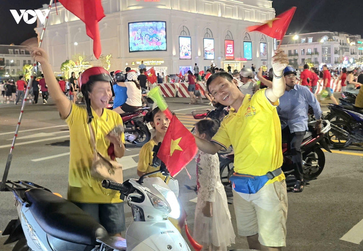 trUc tiEp khong khi an mung chuc vo dich asean cup 2026 cua Dt viet nam hinh anh 8