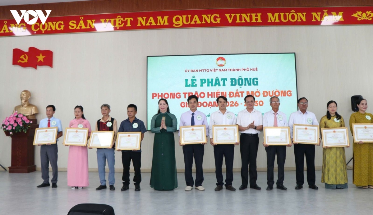 hue khoi day suc dan tu phong trao hien dat mo duong hinh anh 4