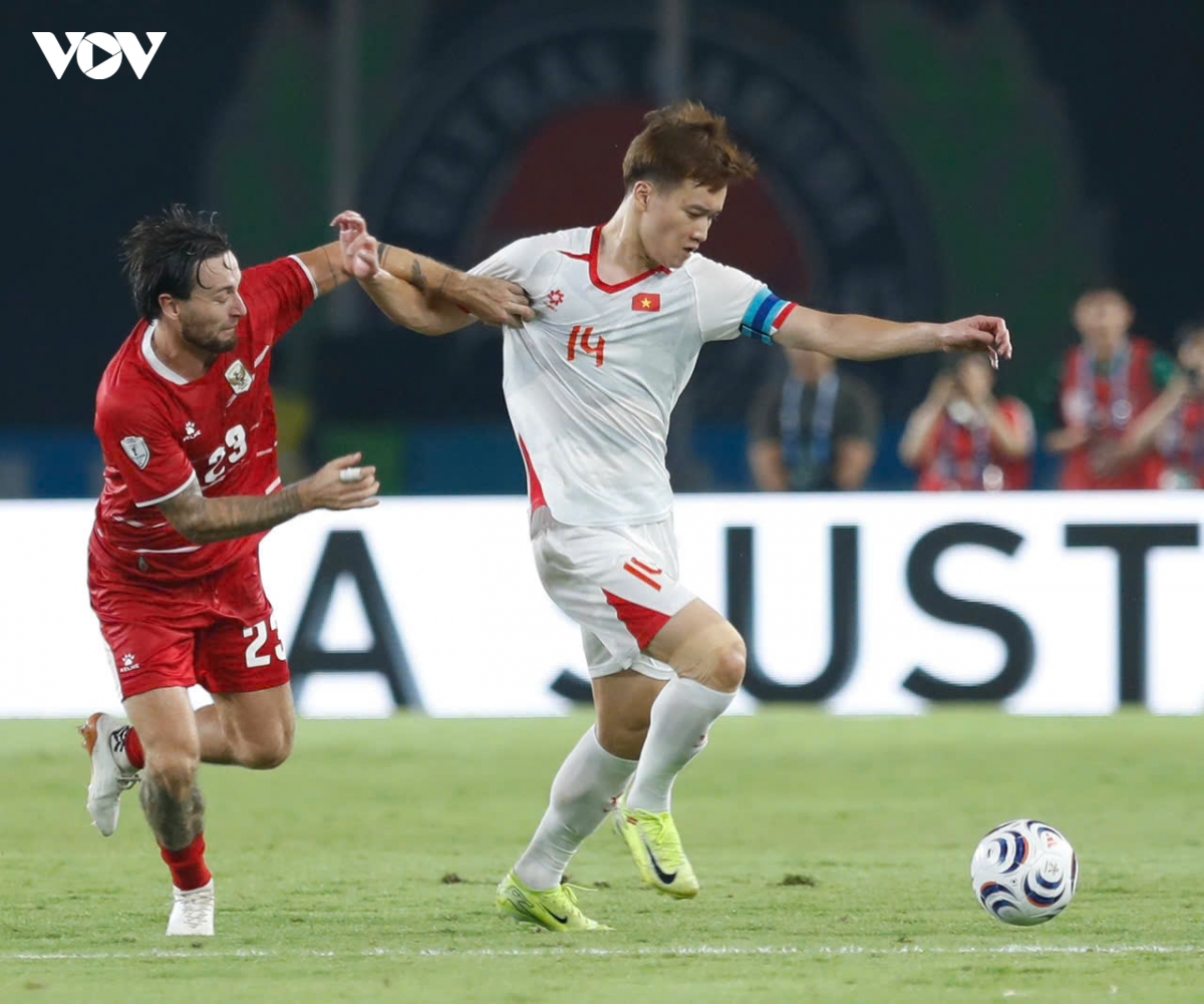 toan canh doi tuyen viet nam thang dam 3-0 indonesia o asean cup 2026 hinh anh 2