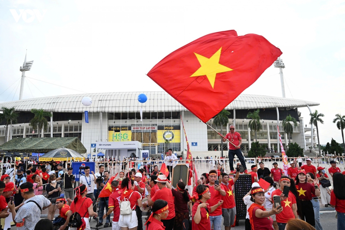 trUc tiEp viet nam 3-1 campuchia bang a asean cup 2026 may man mim cuoi hinh anh 28