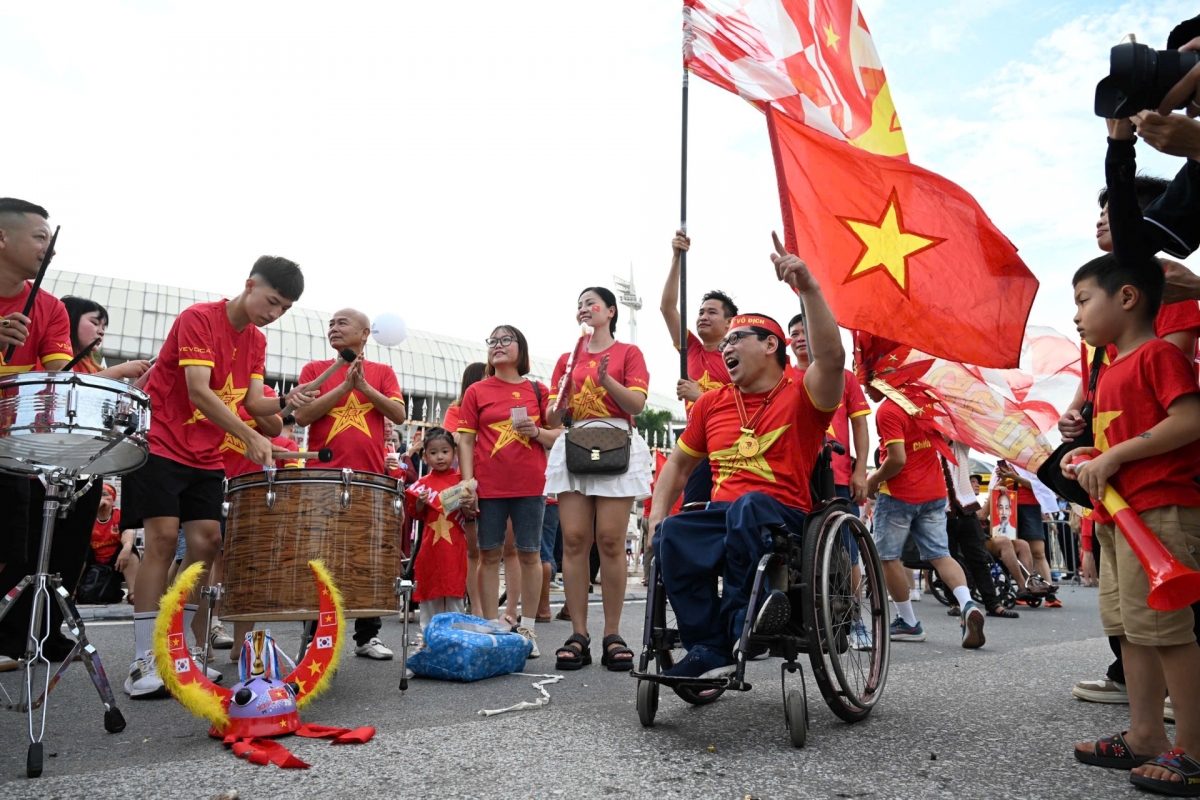 trUc tiEp viet nam 3-1 campuchia bang a asean cup 2026 may man mim cuoi hinh anh 30