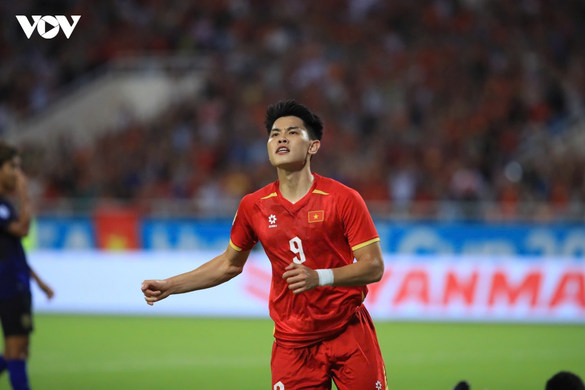 trUc tiEp viet nam 3-1 campuchia bang a asean cup 2026 may man mim cuoi hinh anh 10