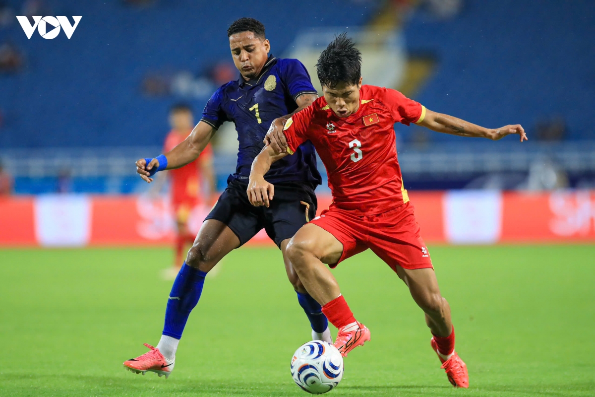trUc tiEp viet nam 3-1 campuchia bang a asean cup 2026 may man mim cuoi hinh anh 5