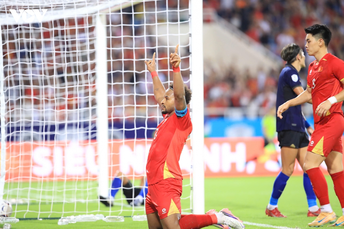 trUc tiEp viet nam 3-1 campuchia bang a asean cup 2026 may man mim cuoi hinh anh 2