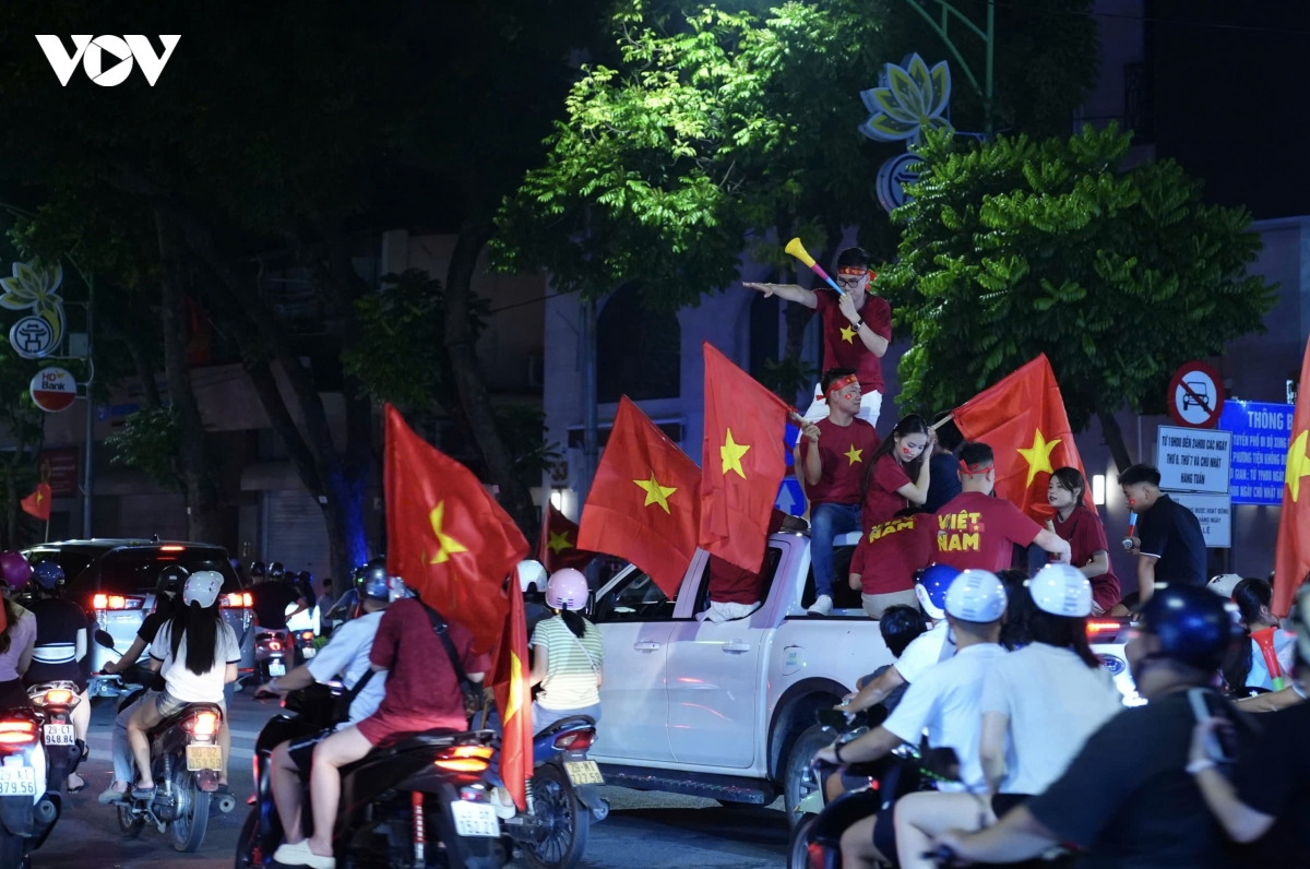 cDv cuong nhiet an mung chuc vo dich asean cup 2026 cua Dt viet nam hinh anh 81