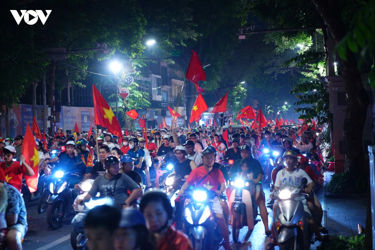 cDv cuong nhiet an mung chuc vo dich asean cup 2026 cua Dt viet nam hinh anh 83