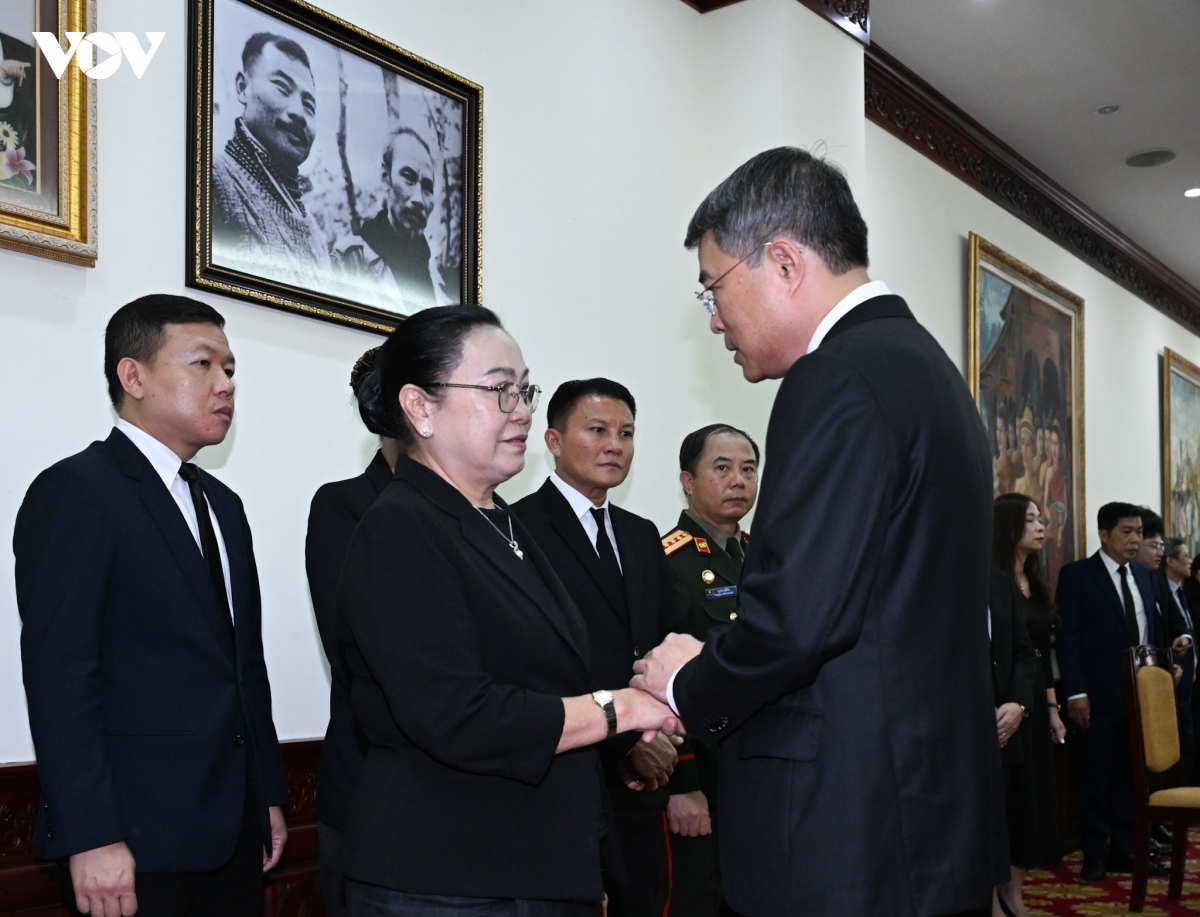 thu tuong le minh hung vieng dong chi saysomphone phomvihane hinh anh 4