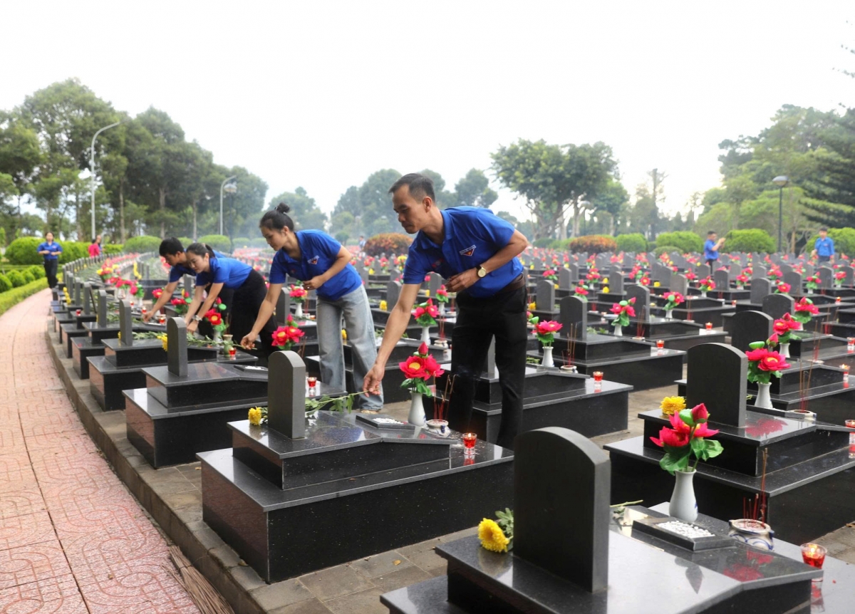 tu mua thu lich su den khat vong cong hien hom nay hinh anh 3