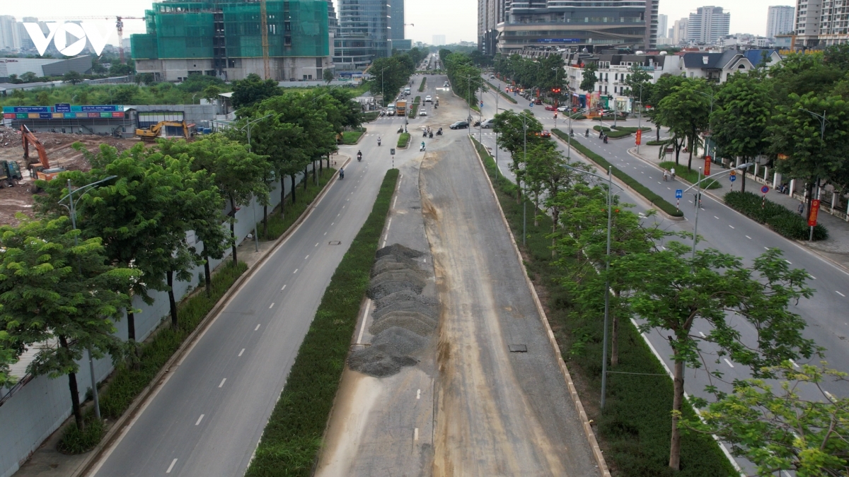 Duong vo chi cong - hoang minh thao van chua tham nhua xong sau khi lam cong ngam hinh anh 4