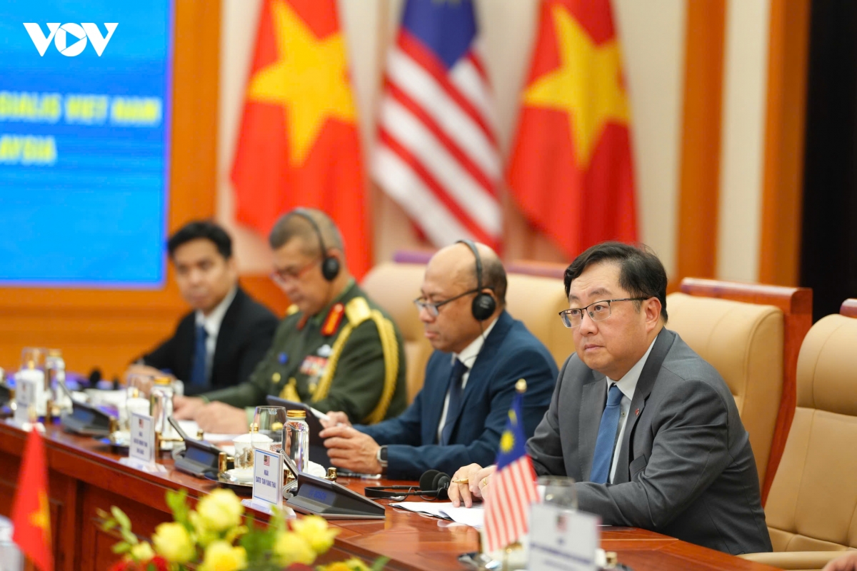 Dai tuong phan van giang chu tri le don bo truong quoc phong malaysia hinh anh 8