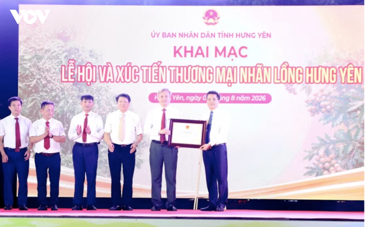 xuc-tien-nhan-3png.png