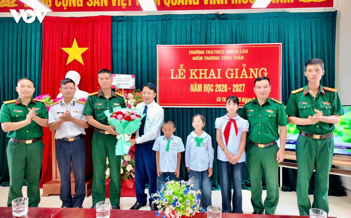 hoc sinh ca nuoc han hoan trong le khai giang nam hoc moi 2026-2027 hinh anh 287