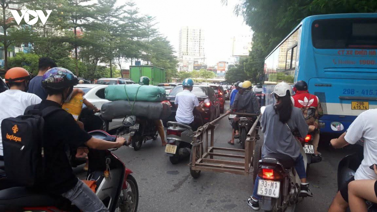 lo thung tang ozone troi danh chang tranh ne gi hinh anh 2