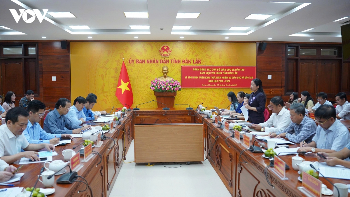Ap luc kinh phi van hanh sau sap xep truong hoc tai Dak lak hinh anh 1