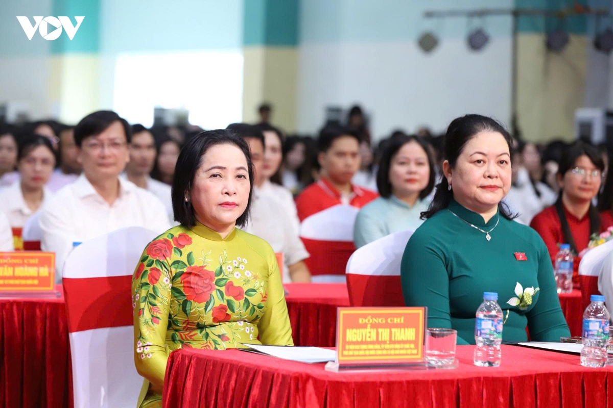 hoc sinh ca nuoc han hoan trong le khai giang nam hoc moi 2026-2027 hinh anh 67