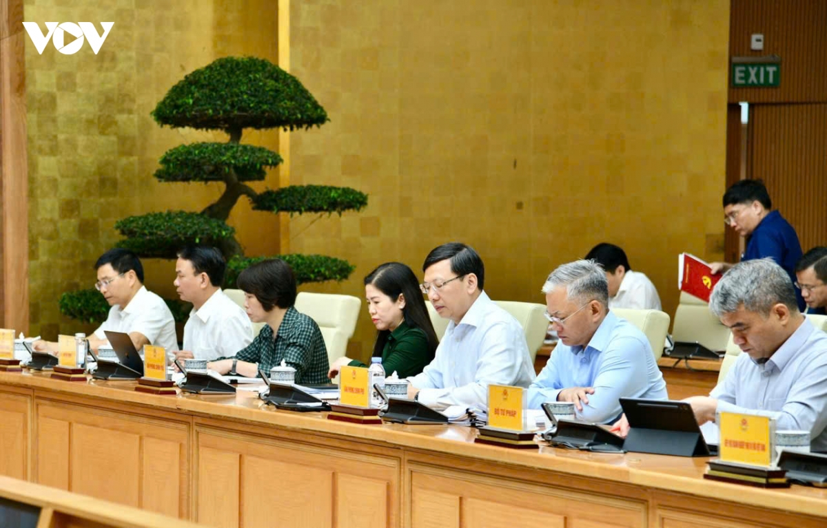 thu tuong lam viec voi cac bo, nganh ve hoan thien 4 du an luat quan trong hinh anh 3
