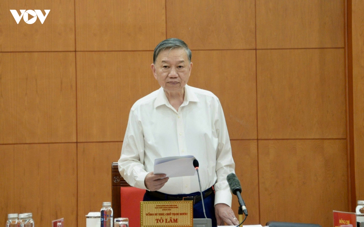 tong bi thu, chu tich nuoc lam viec voi ban chinh sach, chien luoc trung uong hinh anh 2