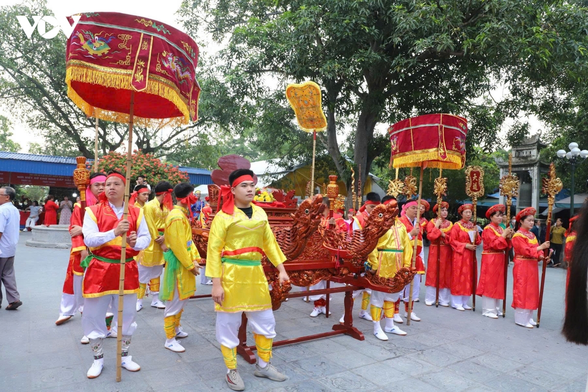 giu net xua trong le ruoc chan nhang o den bao loc, ninh binh hinh anh 11