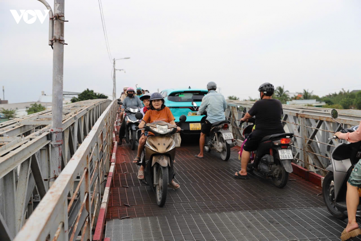 du an cau rach doi hon 3.100 ty dong, nguoi dan tp.hcm ky vong giam un tac hinh anh 1