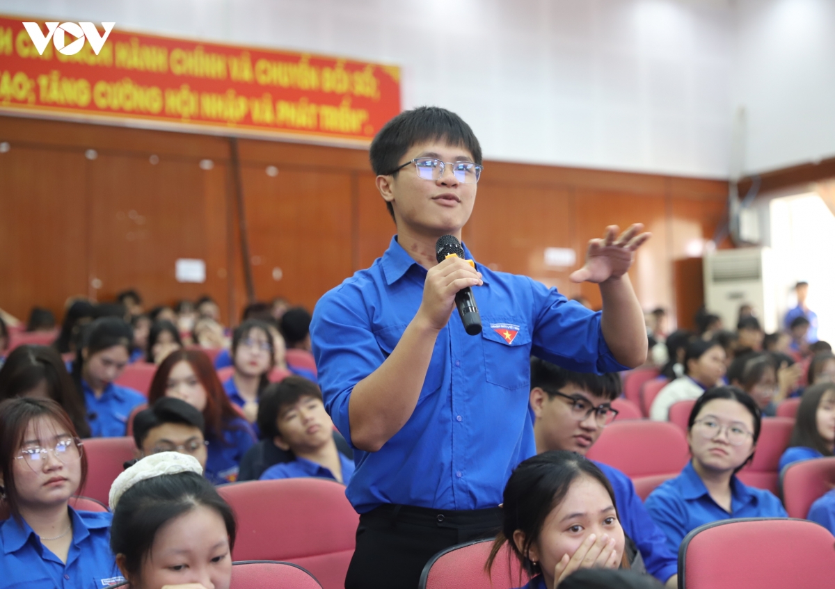 trang bi ky nang phong, chong mua ban nguoi cho thanh nien Dak lak hinh anh 2