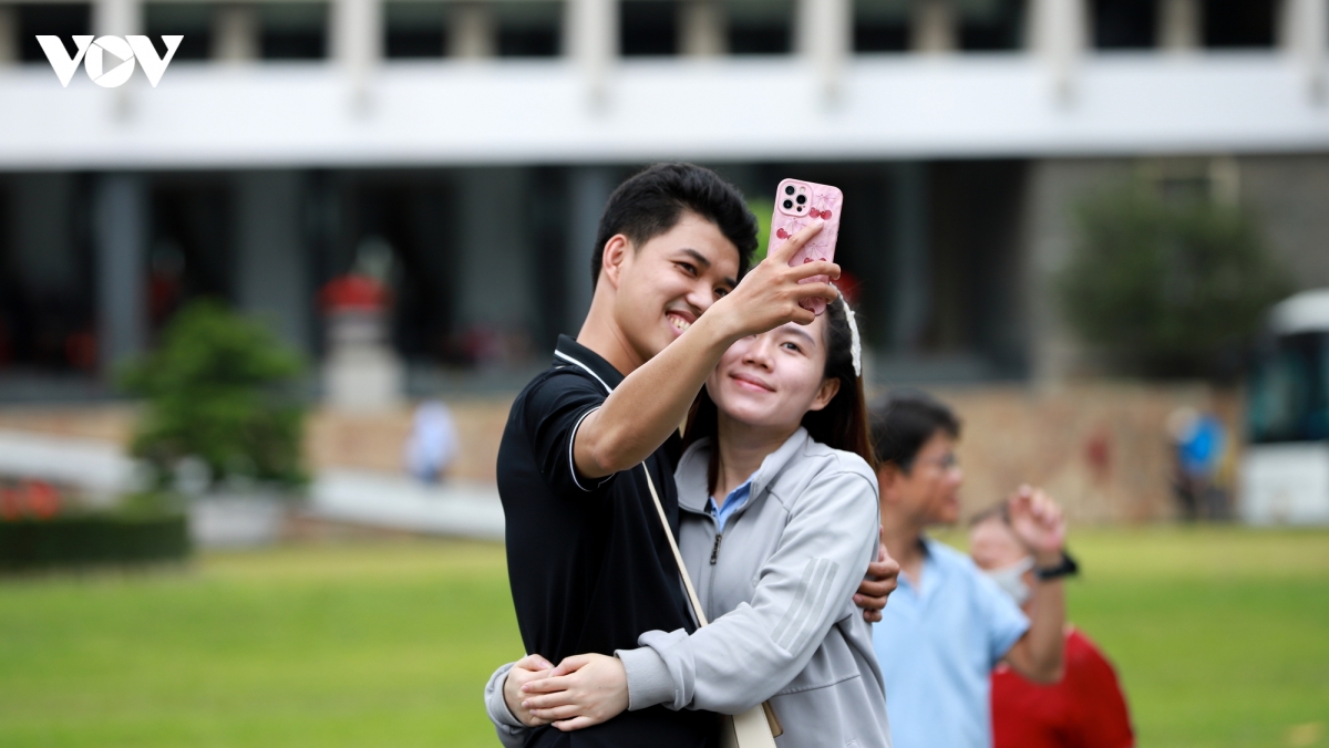 tp.hcm nhon nhip du khach truoc ngay quoc khanh 2 9 hinh anh 20