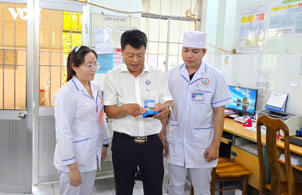 sang kien 2 trieu dong giup go kho ca truc, yen tam nguoi benh hinh anh 1